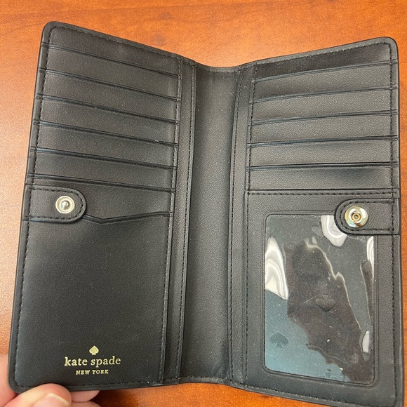 Kate Spade Wallet - Picture 3 of 3
